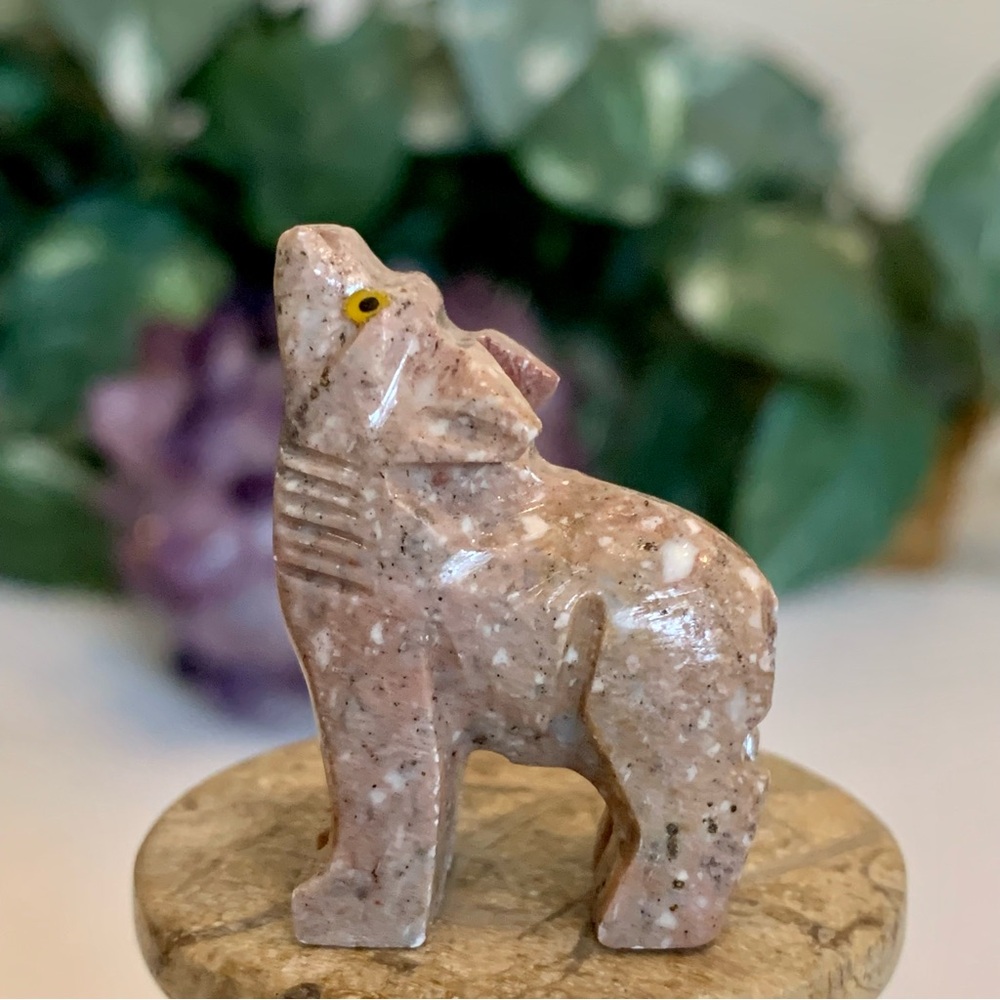 Natural Soapstone Howling Wolf Figurine Carved Stone Miniature Animal Carving